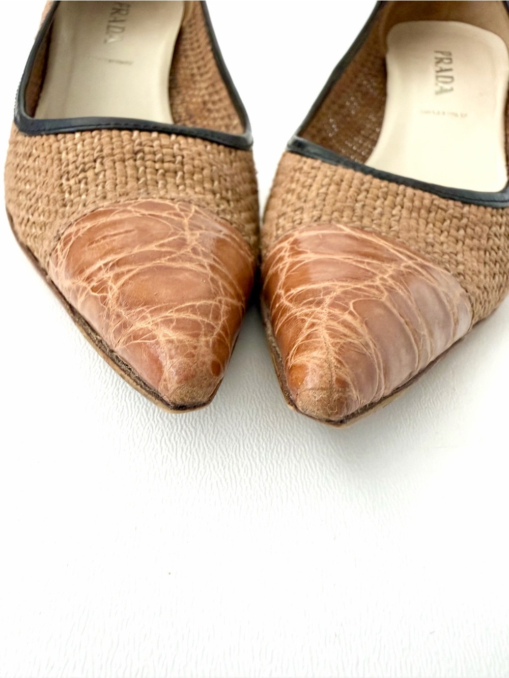 PRADA | Vintage Raffia Woven Leather Tan Pointed Toe Kitten Heel Pumps EU 37 - Picture 5 of 14